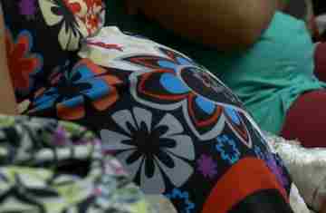  Uma em cada 23 adolescentes torna-se mãe por ano no país, diz pesquisa 